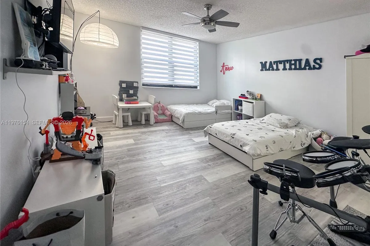 2766 S Carambola Cir S # 404, Coconut Creek FL 33066