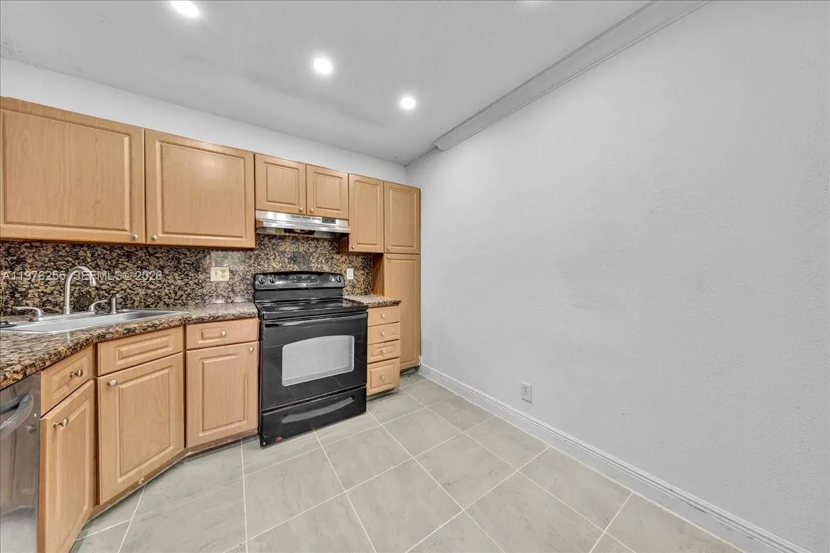 3814 Coral Tree Cir # 3814, Coconut Creek FL 33073