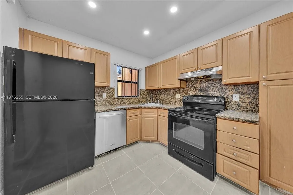 3814 Coral Tree Cir # 3814, Coconut Creek FL 33073