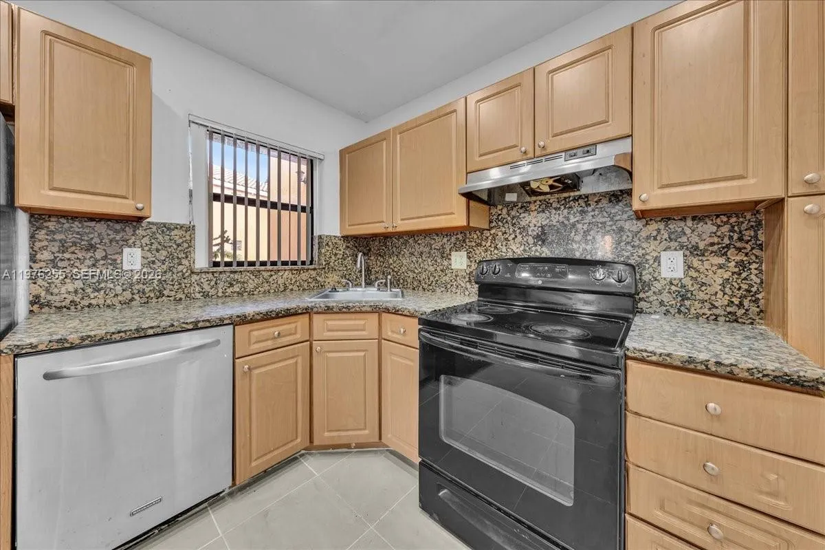 3814 Coral Tree Cir # 3814, Coconut Creek FL 33073