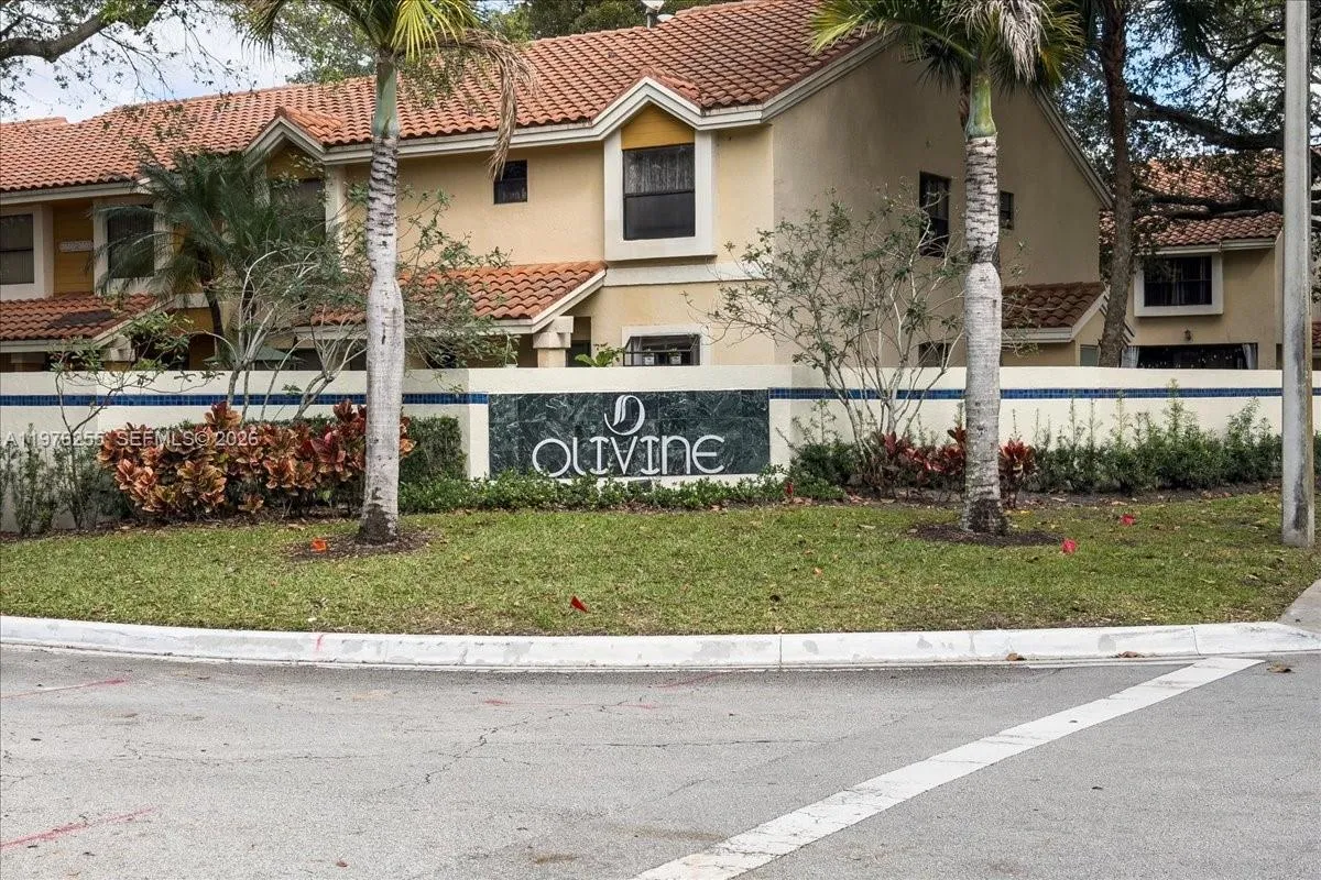 3814 Coral Tree Cir # 3814, Coconut Creek FL 33073