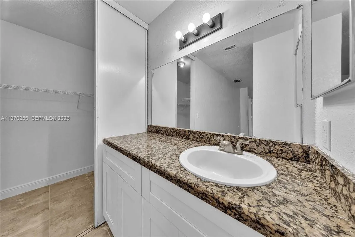 3814 Coral Tree Cir # 3814, Coconut Creek FL 33073