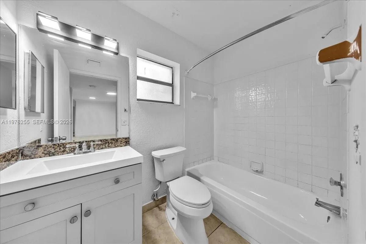 3814 Coral Tree Cir # 3814, Coconut Creek FL 33073