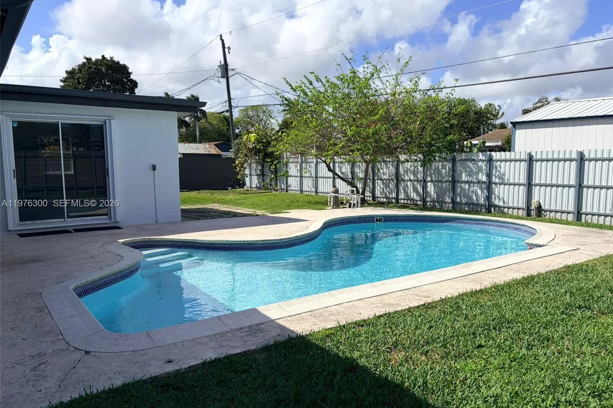 9825 SW 196 Street, Cutler Bay FL 33016