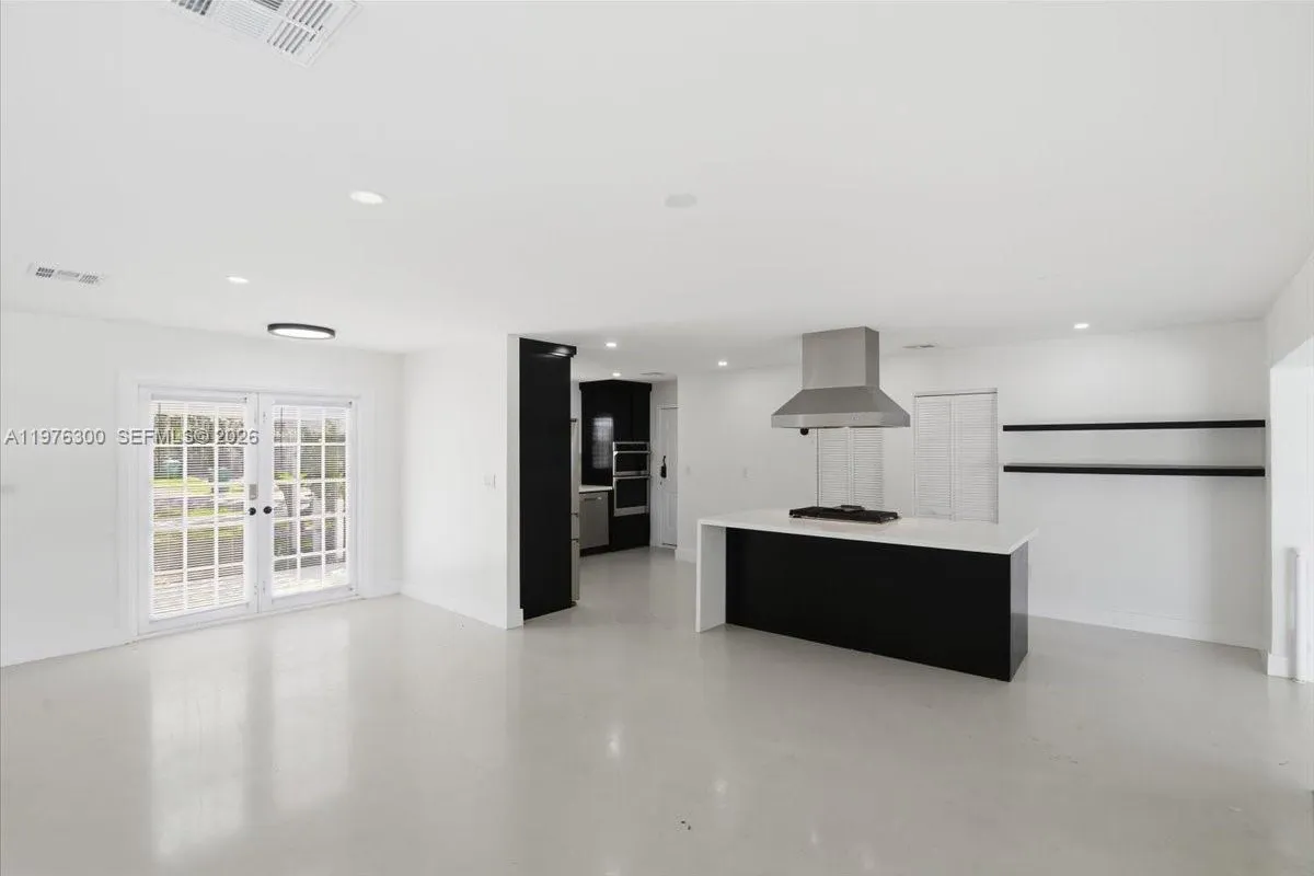 9825 SW 196 Street, Cutler Bay FL 33016