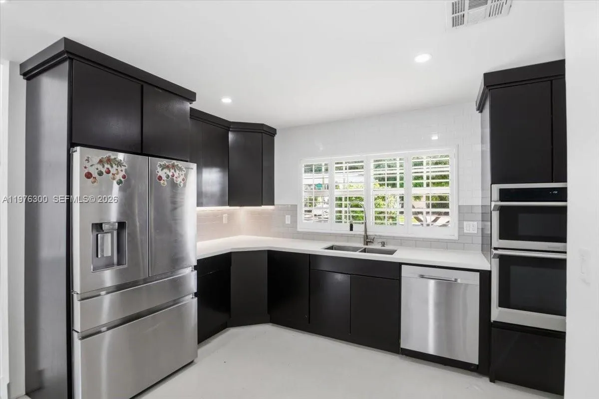 9825 SW 196 Street, Cutler Bay FL 33016