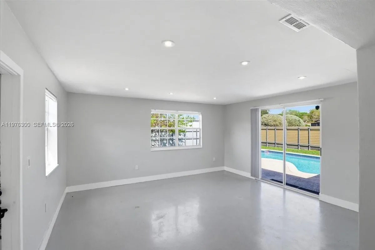 9825 SW 196 Street, Cutler Bay FL 33016