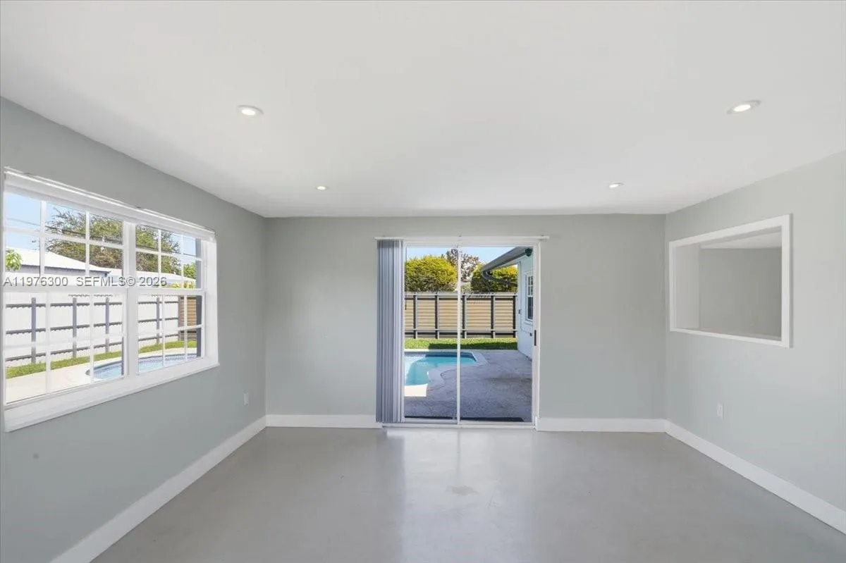 9825 SW 196 Street, Cutler Bay FL 33016