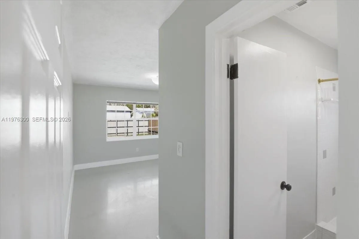 9825 SW 196 Street, Cutler Bay FL 33016