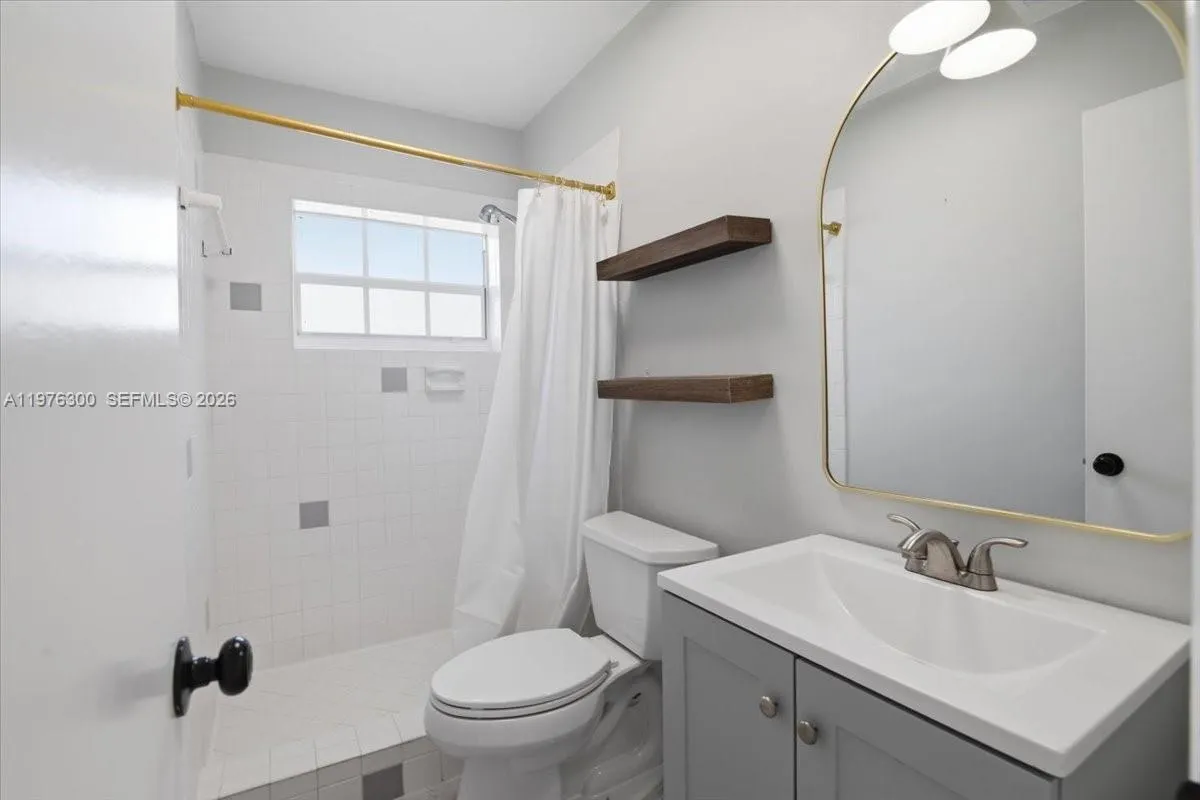 9825 SW 196 Street, Cutler Bay FL 33016