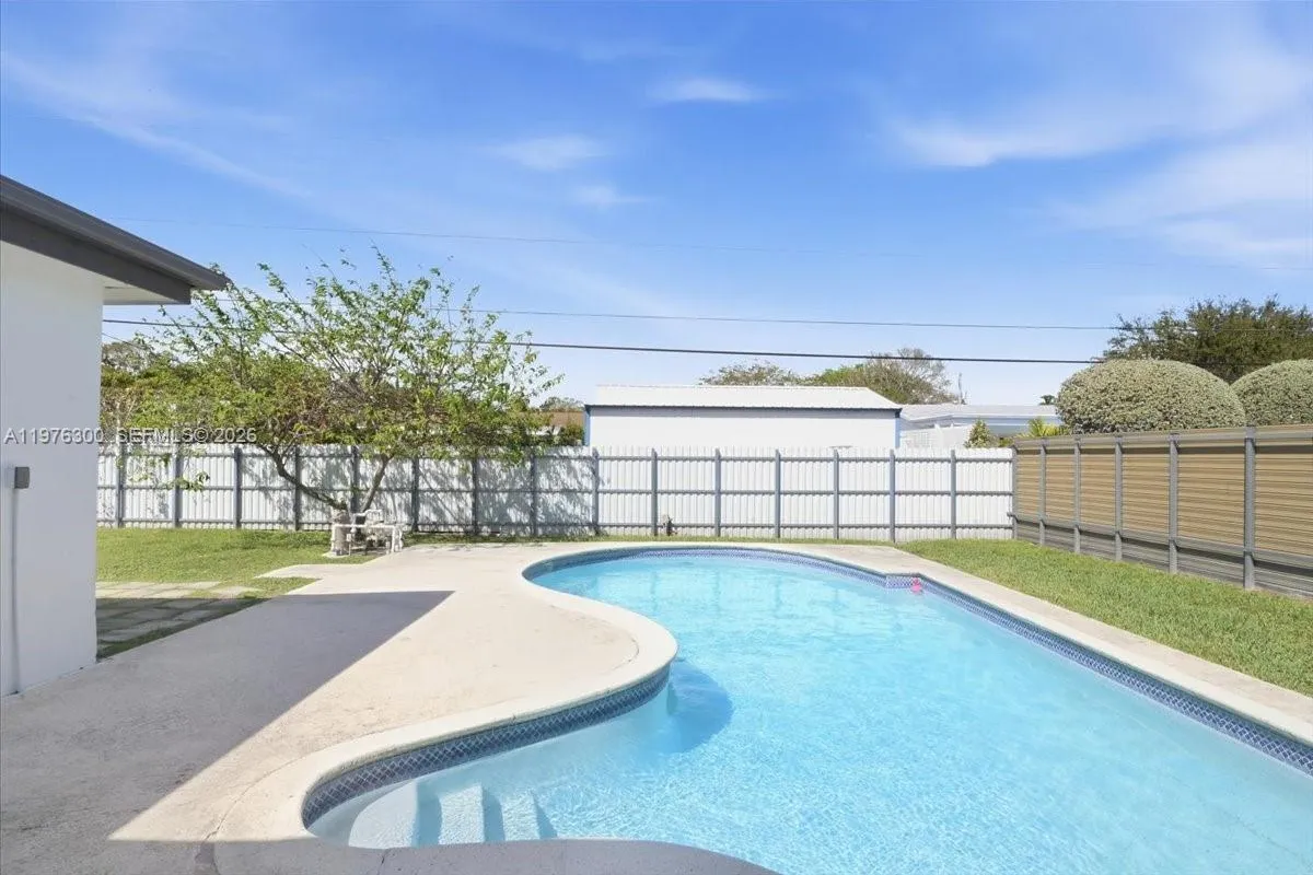 9825 SW 196 Street, Cutler Bay FL 33016