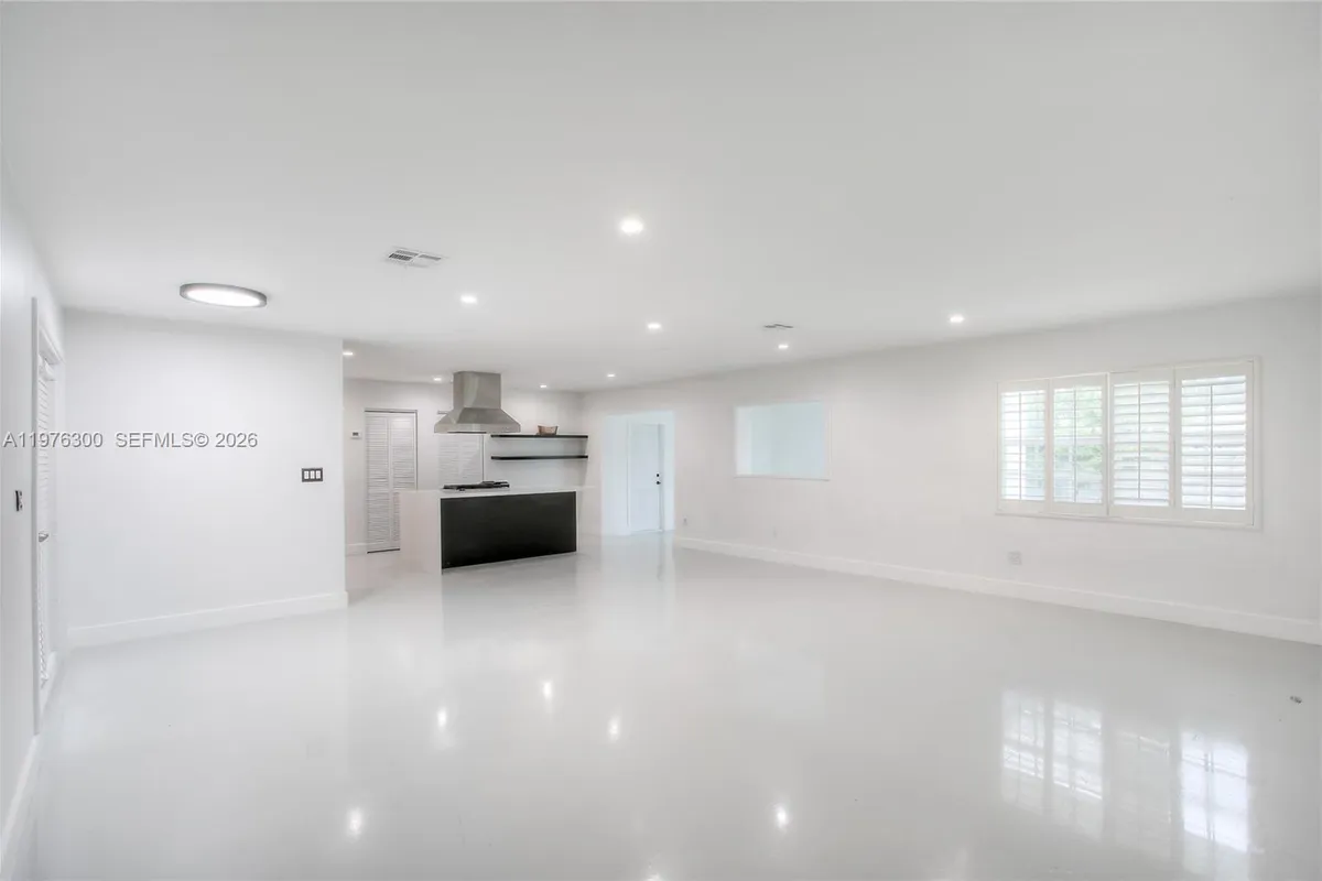 9825 SW 196 Street, Cutler Bay FL 33016