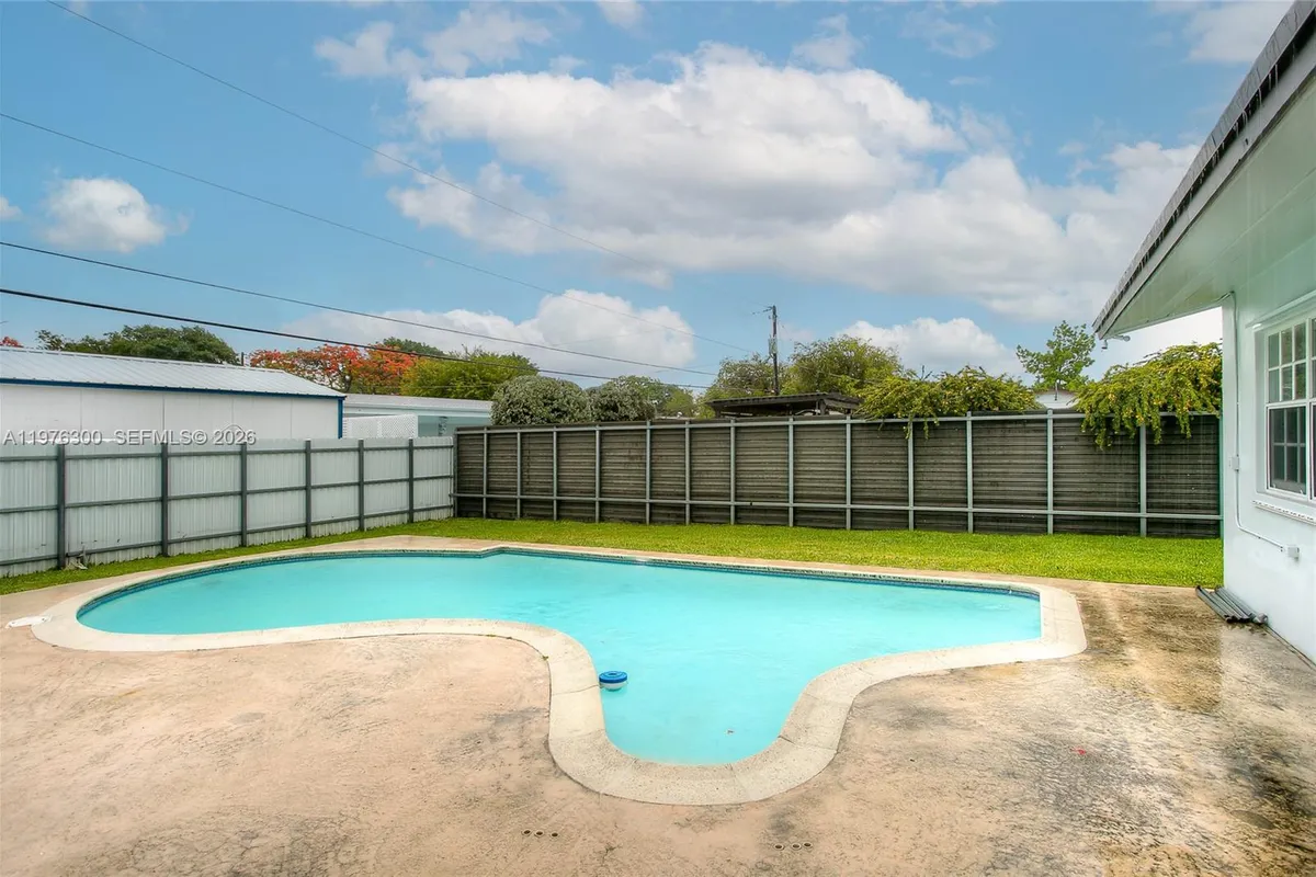 9825 SW 196 Street, Cutler Bay FL 33016