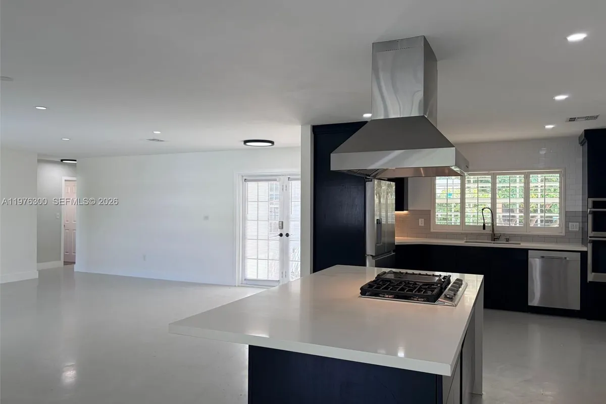 9825 SW 196 Street, Cutler Bay FL 33016