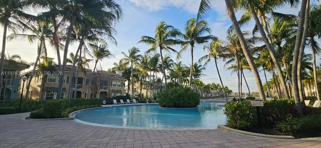 3020 NW 125th Ave # 311, Sunrise FL 33323