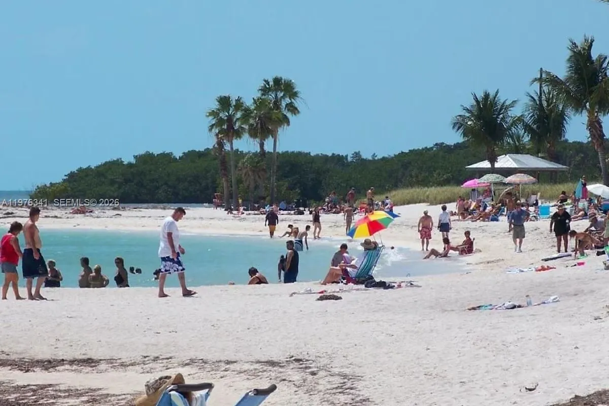 12400 Overseas Hwy, Marathon FL 33050