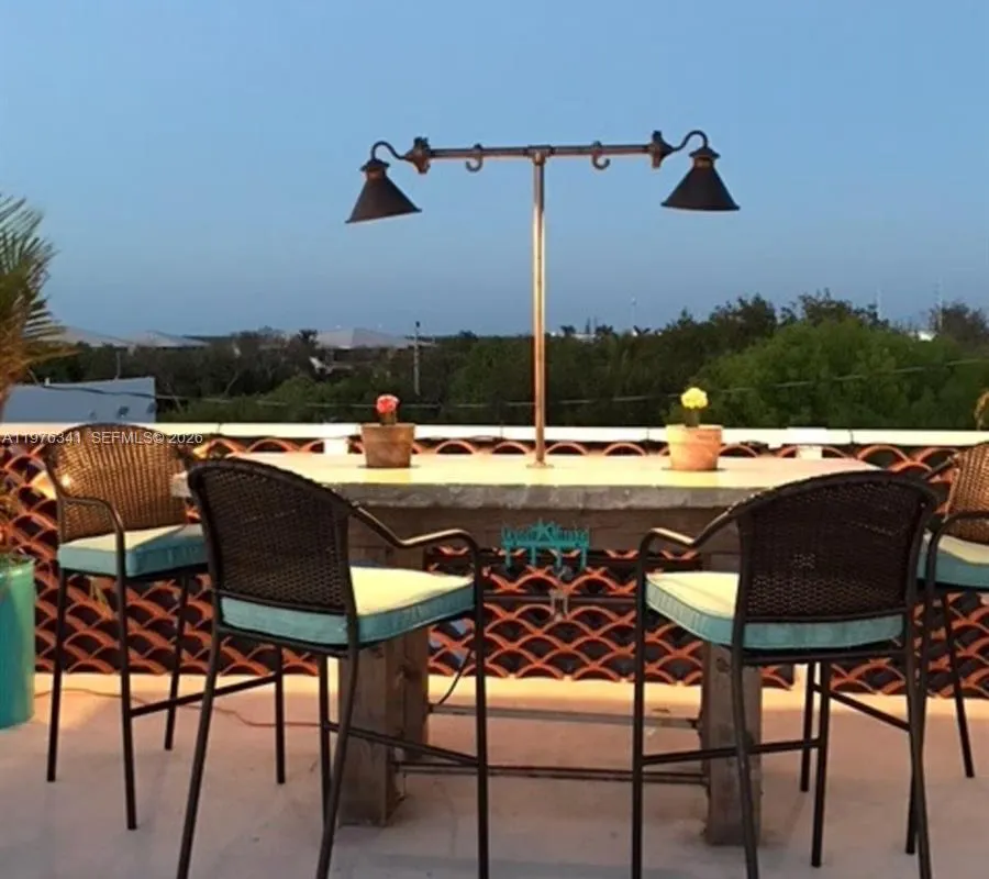 12400 Overseas Hwy, Marathon FL 33050