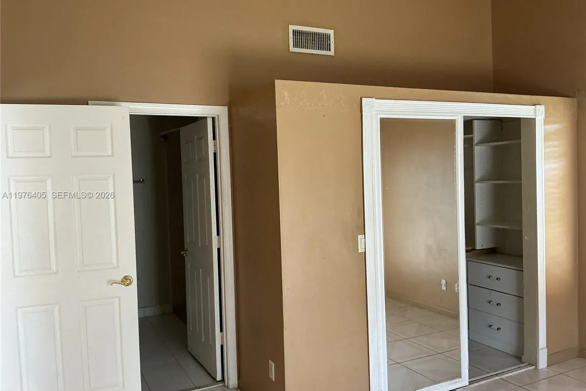 203 N Moccasin Trl N, Jupiter FL 33458