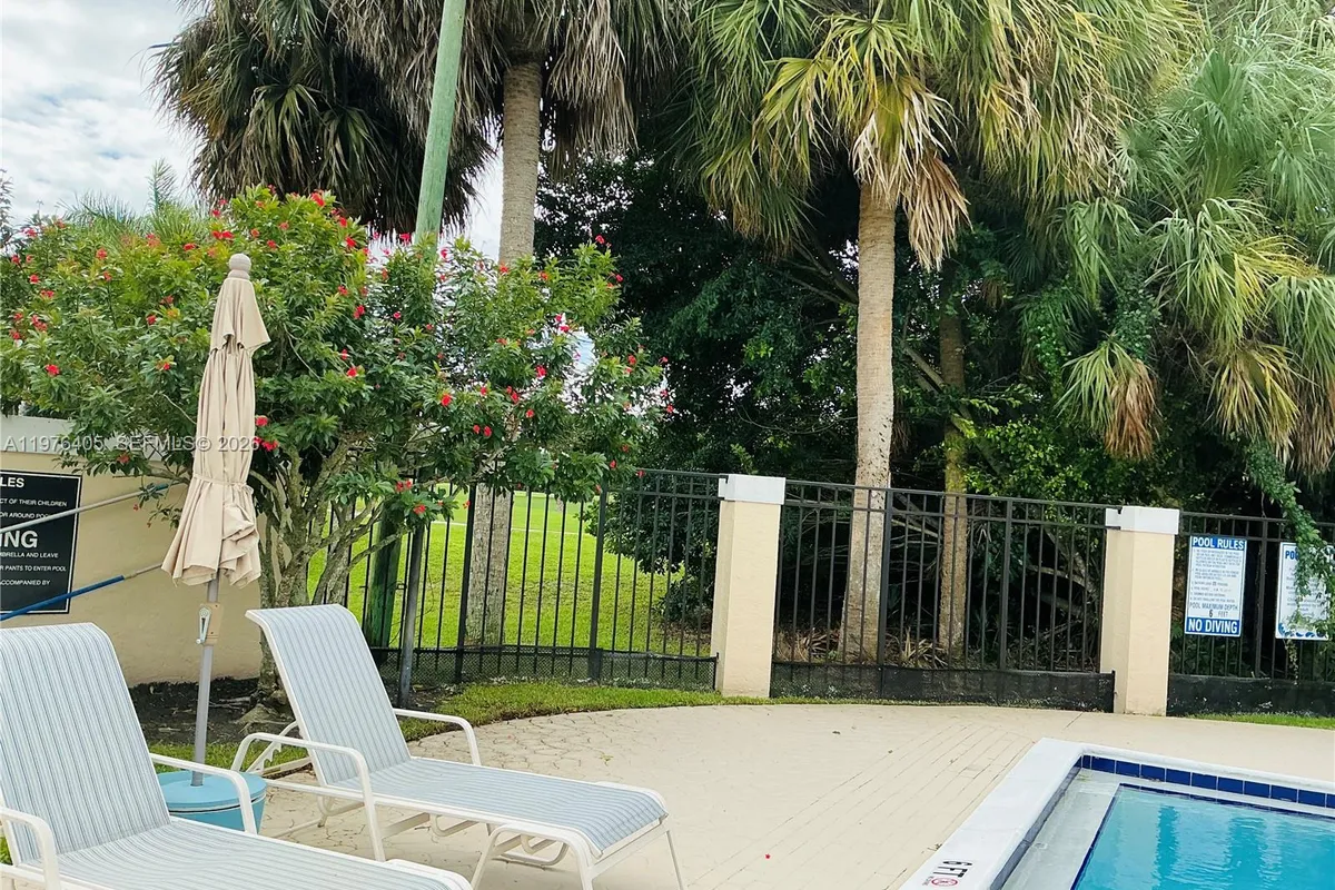 203 N Moccasin Trl N, Jupiter FL 33458