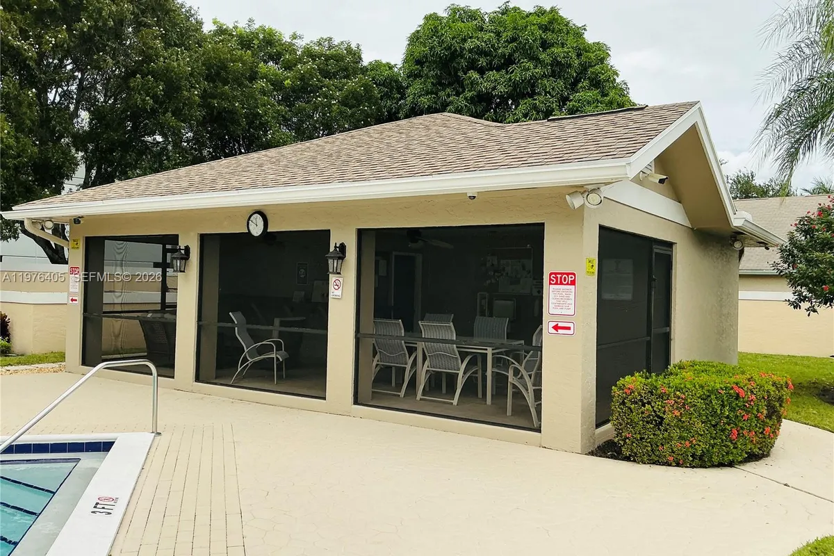 203 N Moccasin Trl N, Jupiter FL 33458