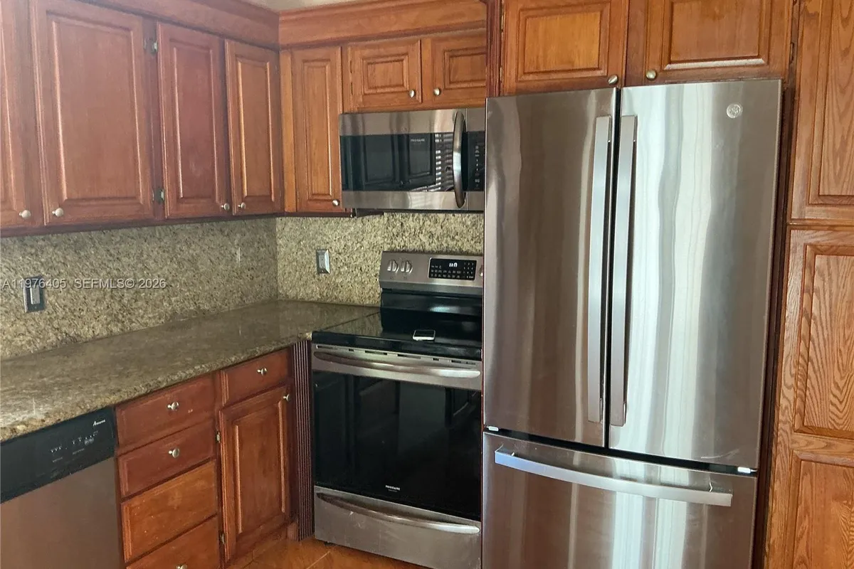 203 N Moccasin Trl N, Jupiter FL 33458