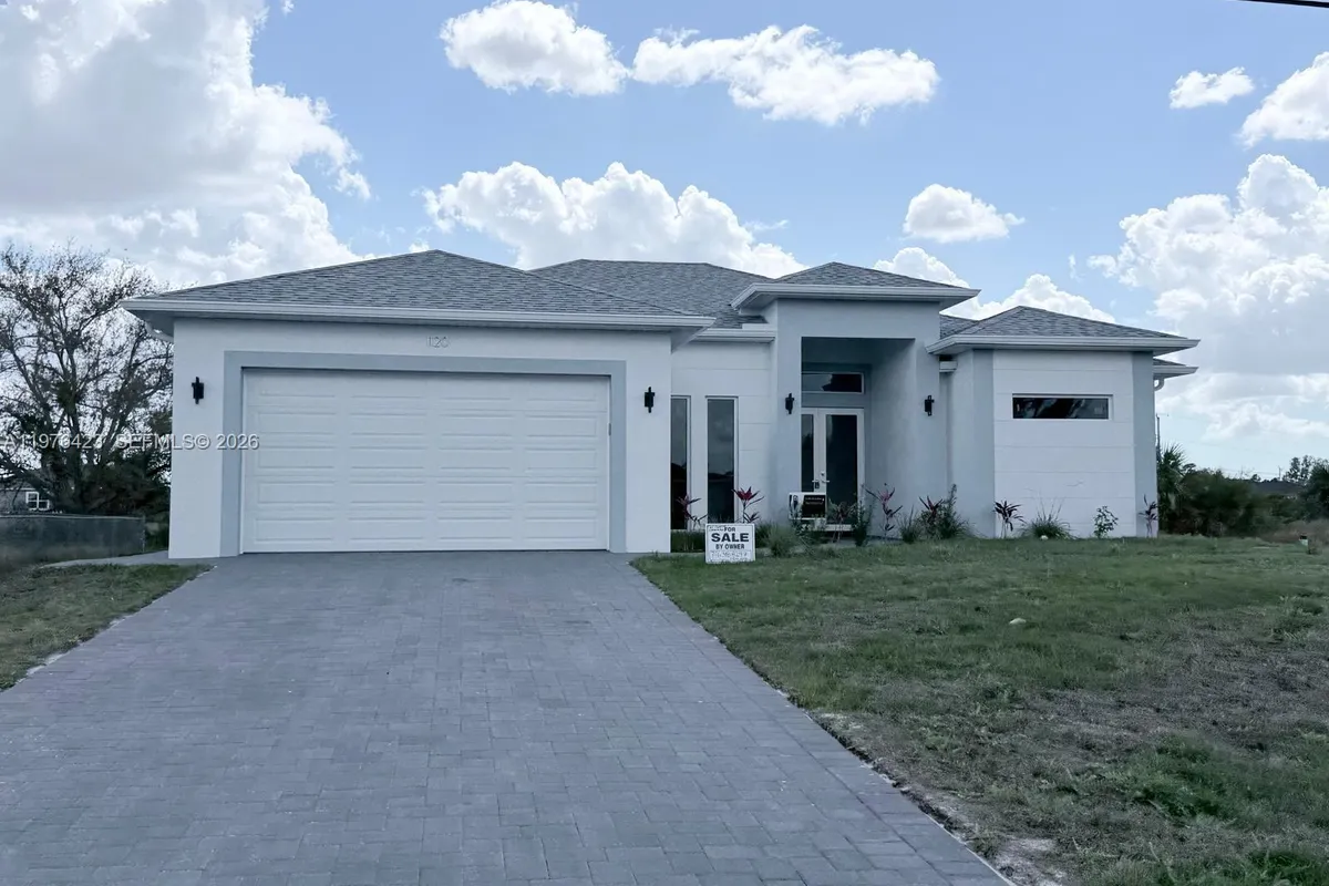 1120 NE 32nd LN, Cape Coral FL 33990