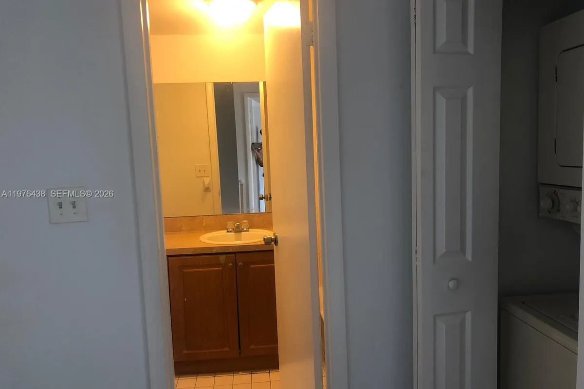 6603 Winfield Blvd, Margate FL 33063