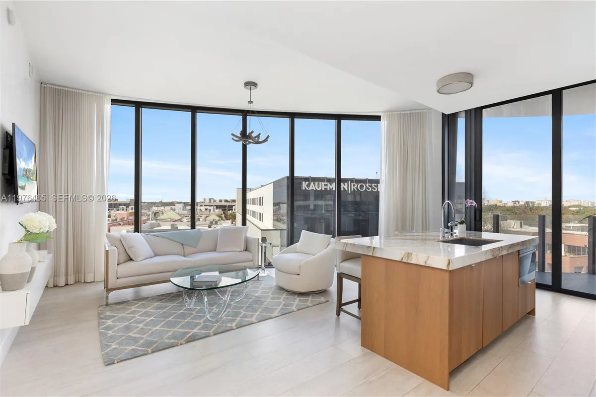 2831 S Bayshore Dr # 808, Miami FL 33133