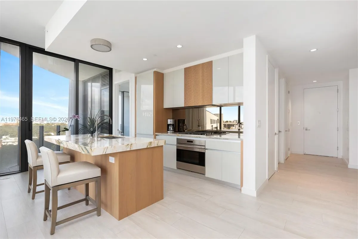 2831 S Bayshore Dr # 808, Miami FL 33133