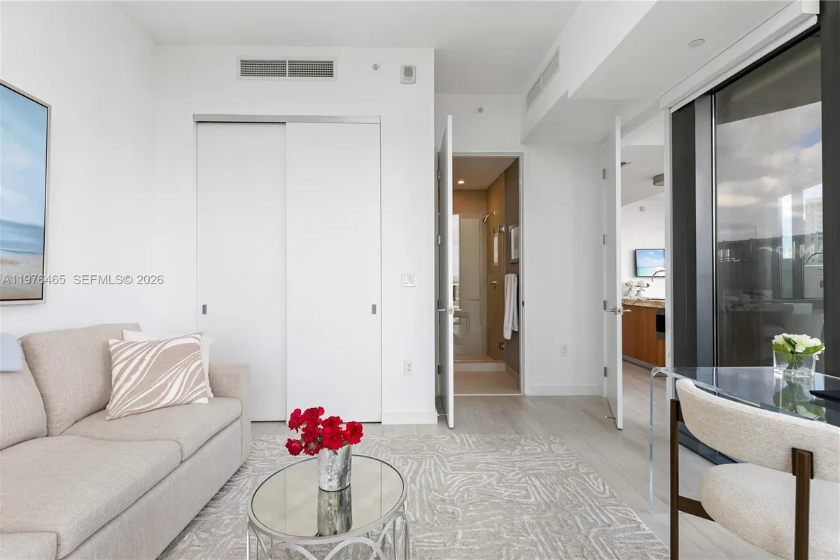 2831 S Bayshore Dr # 808, Miami FL 33133