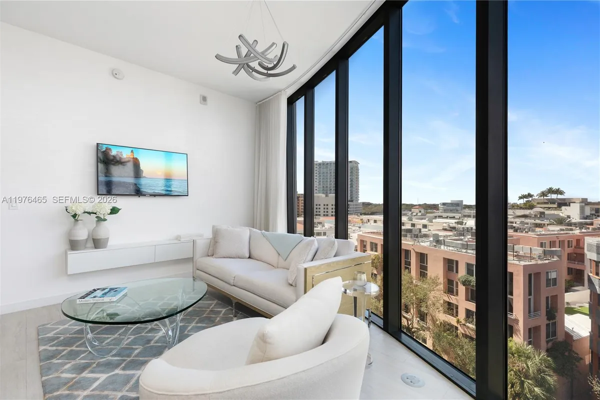 2831 S Bayshore Dr # 808, Miami FL 33133