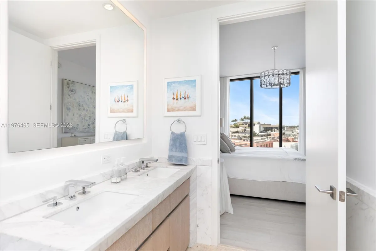 2831 S Bayshore Dr # 808, Miami FL 33133