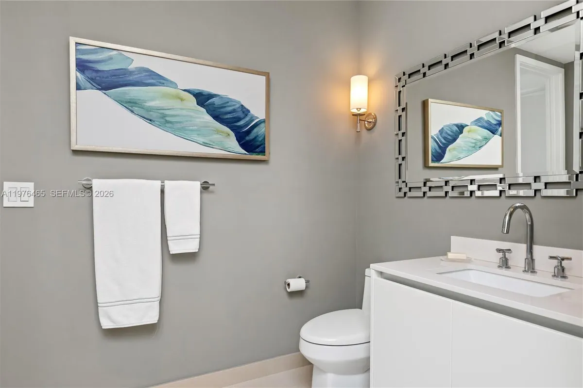 2831 S Bayshore Dr # 808, Miami FL 33133