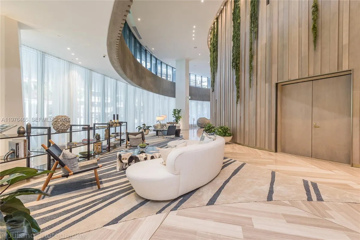 2831 S Bayshore Dr # 808, Miami FL 33133