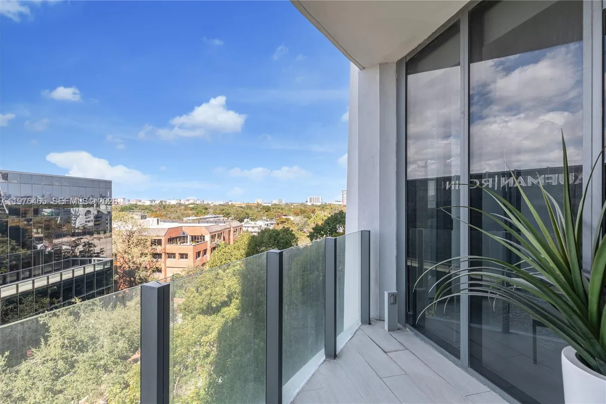 2831 S Bayshore Dr # 808, Miami FL 33133