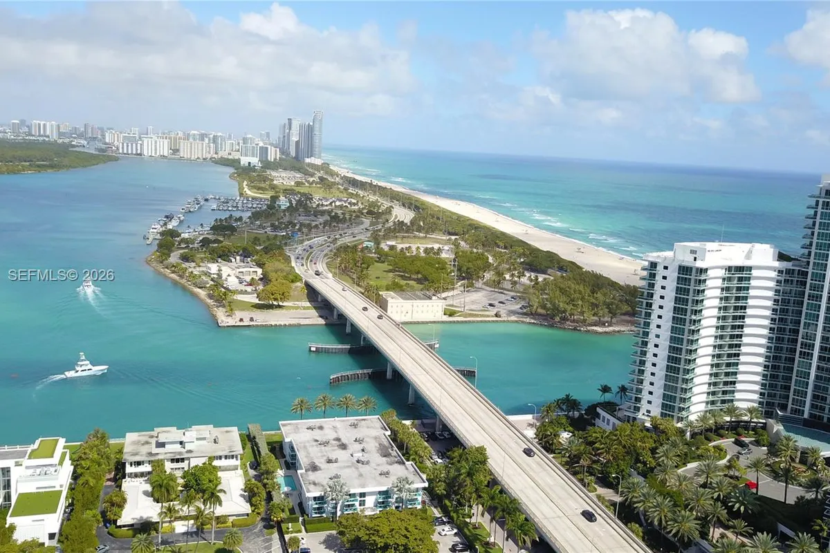 10210 Collins Ave # 107, Bal Harbour FL 33154