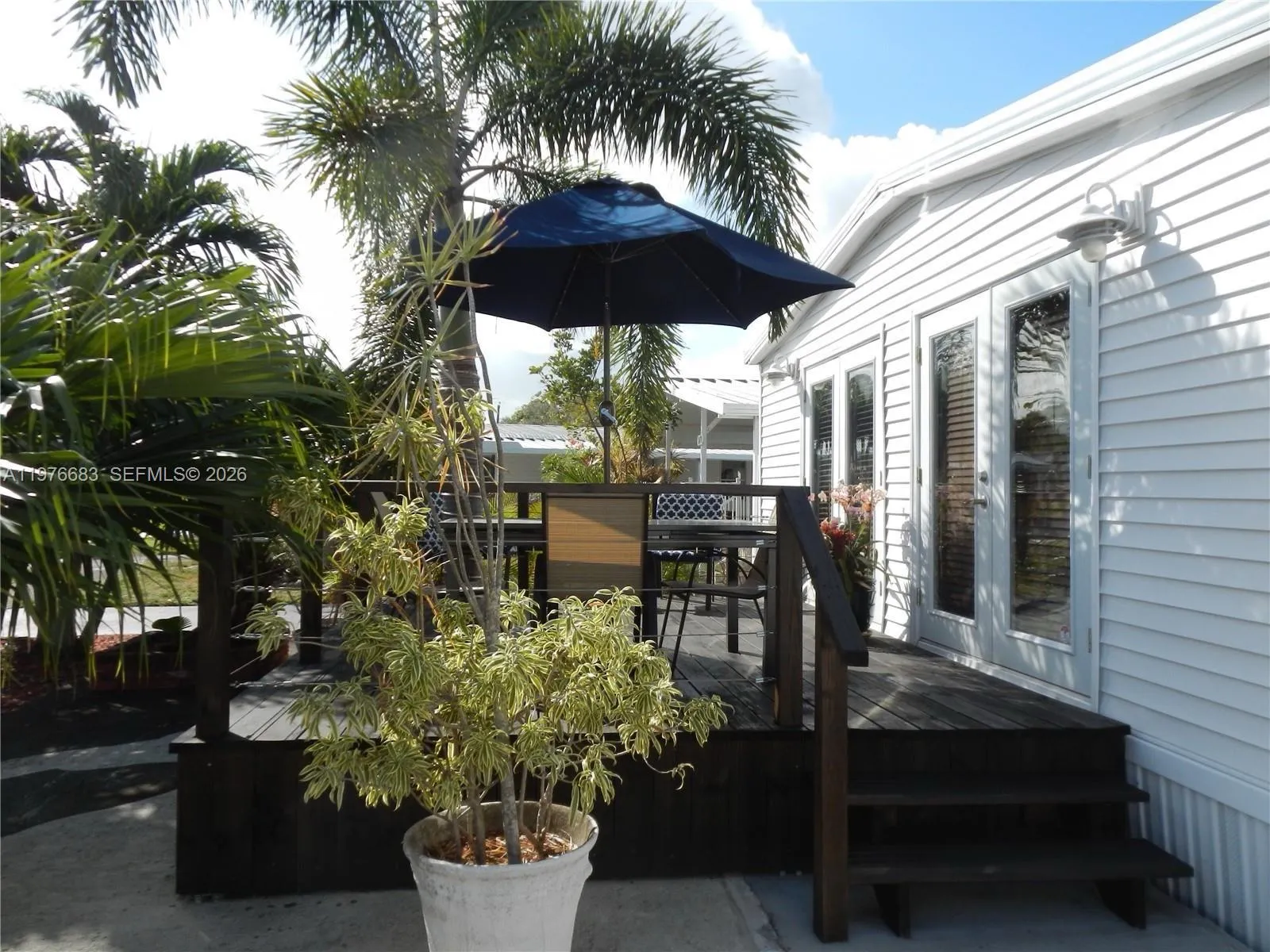 2461 SW 50th St # 0, Dania Beach FL 33312