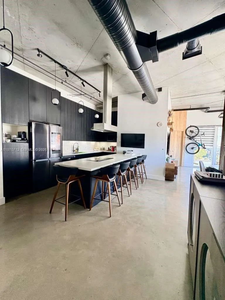 10 SW South River Dr # 603, Miami FL 33130