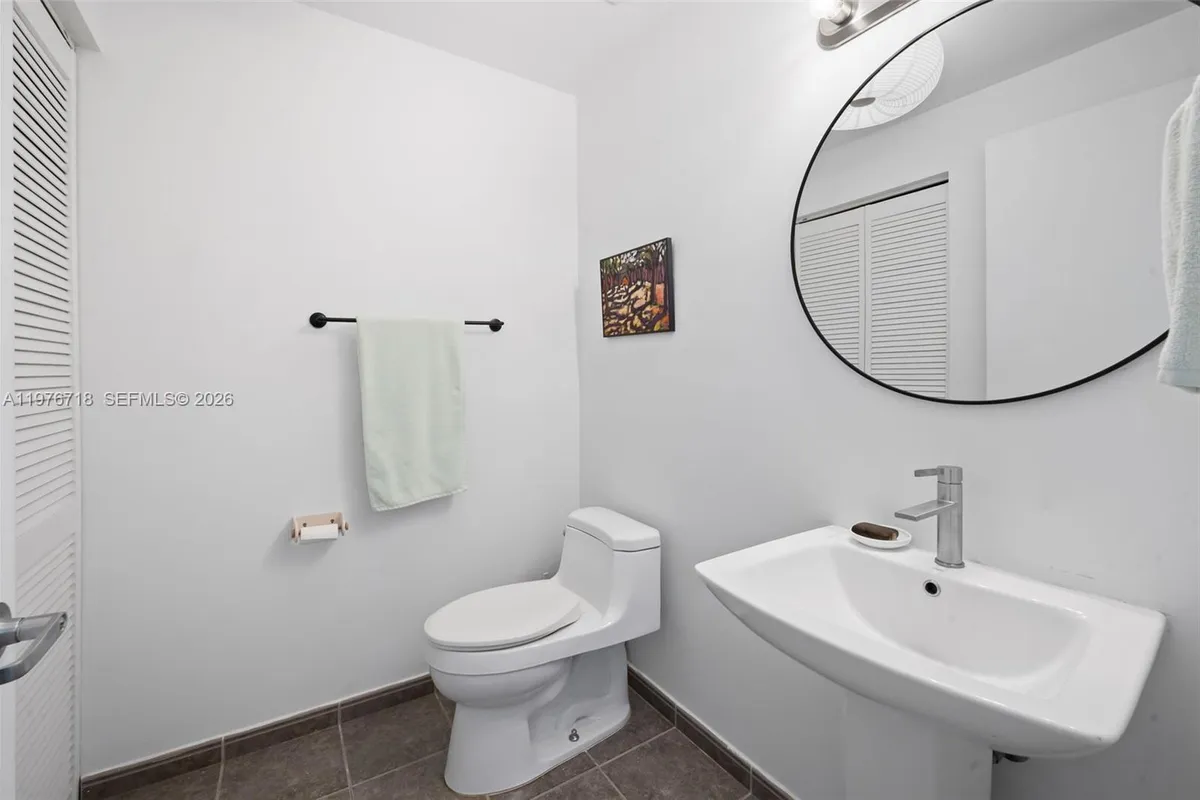 3470 E Coast Ave # H1412, Miami FL 33137