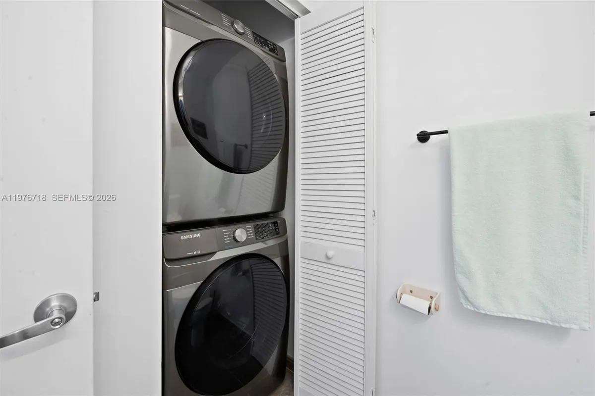 3470 E Coast Ave # H1412, Miami FL 33137