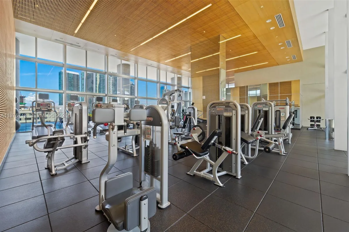 3470 E Coast Ave # H1412, Miami FL 33137