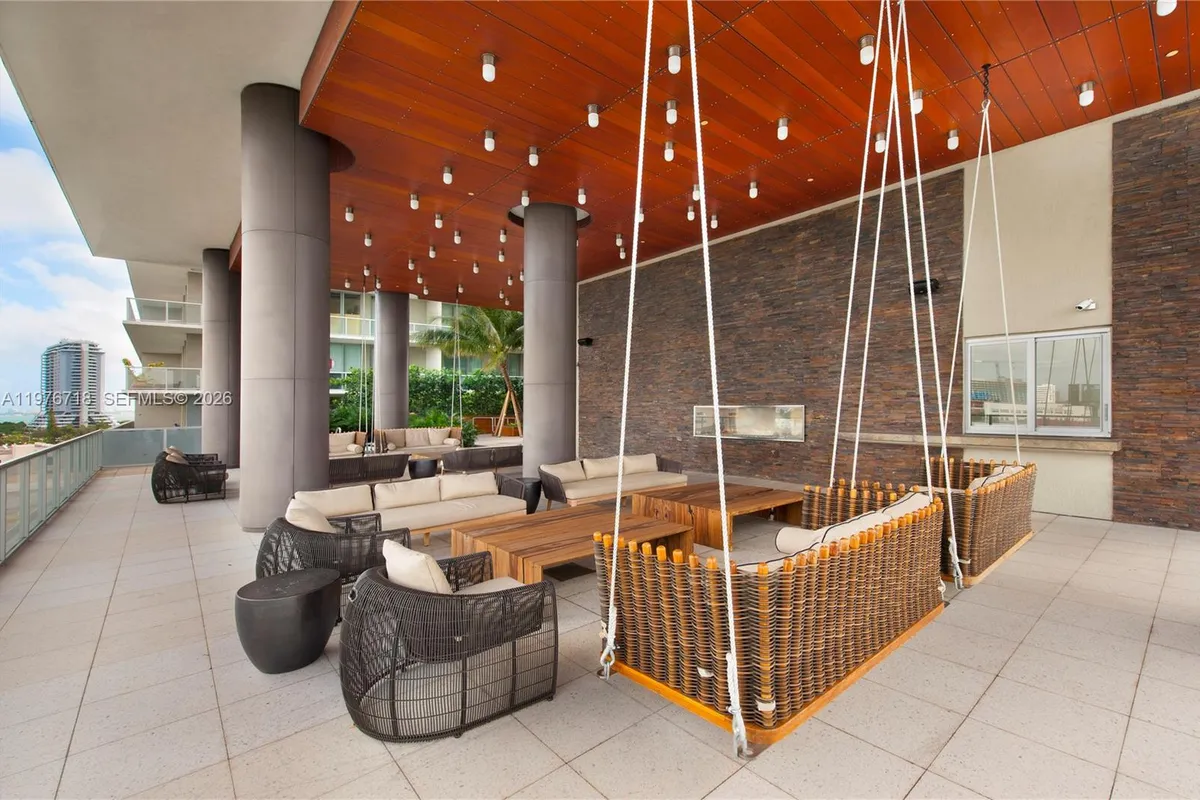 3470 E Coast Ave # H1412, Miami FL 33137