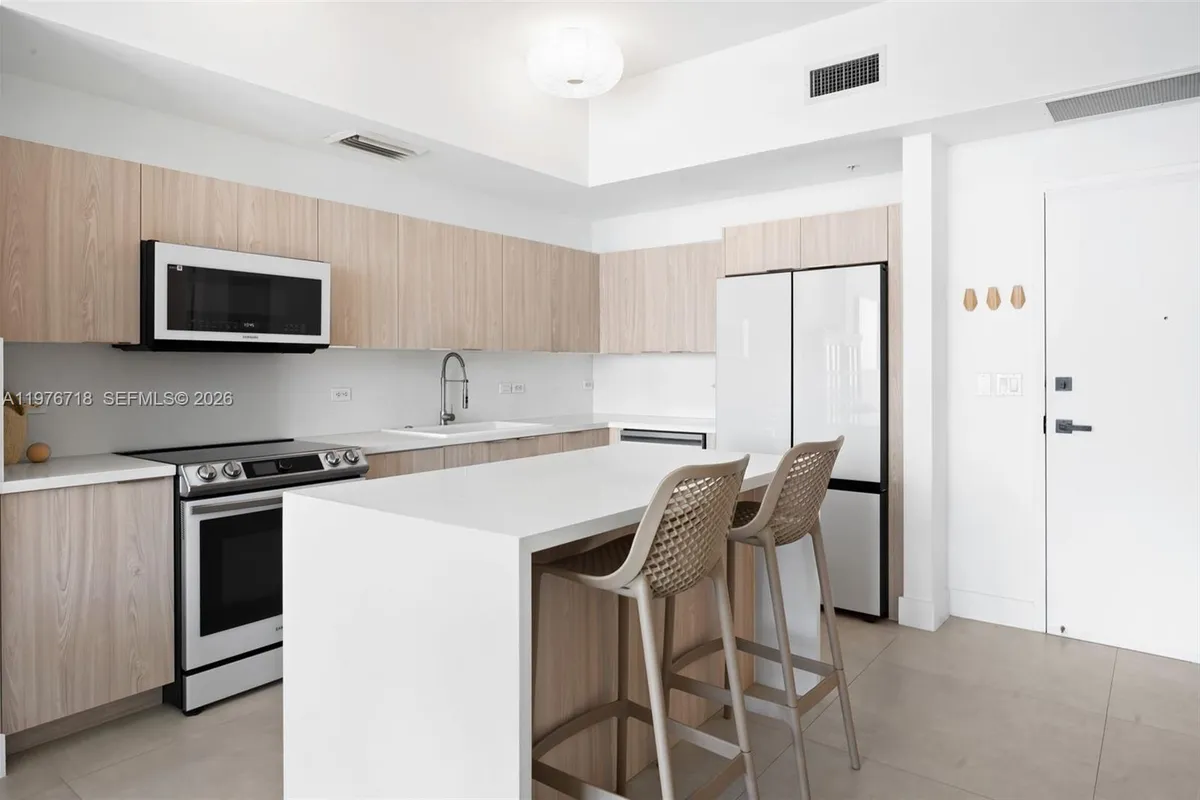 3470 E Coast Ave # H1412, Miami FL 33137