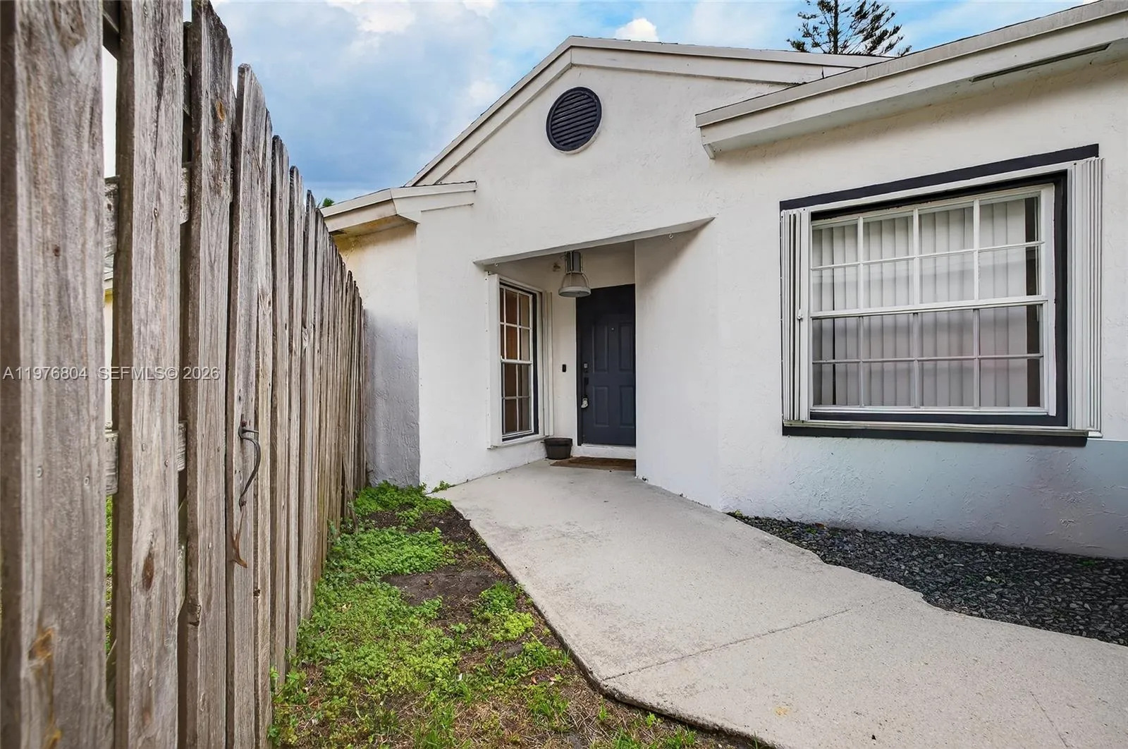 336 S Ketch Dr, Sunrise FL 33326