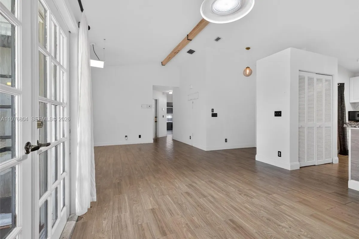 336 S Ketch Dr, Sunrise FL 33326