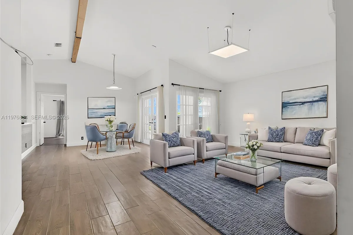 336 S Ketch Dr, Sunrise FL 33326