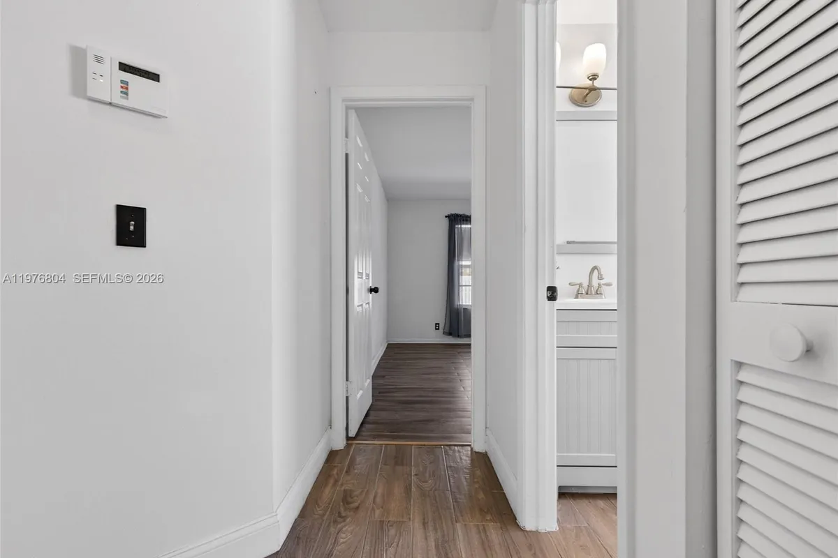 336 S Ketch Dr, Sunrise FL 33326