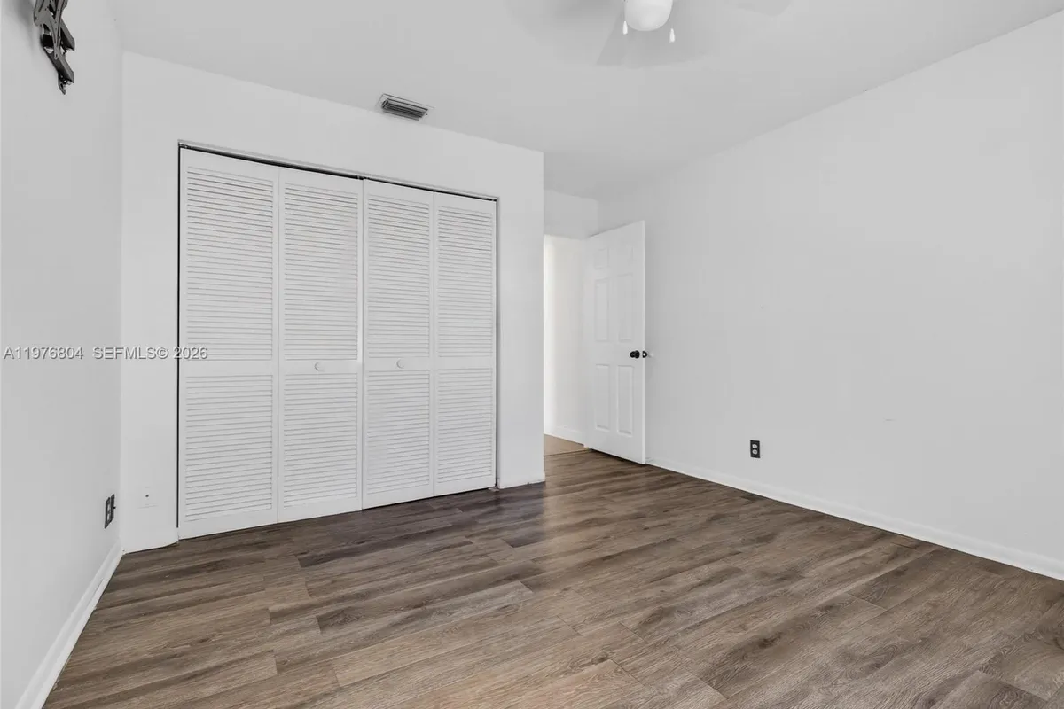 336 S Ketch Dr, Sunrise FL 33326