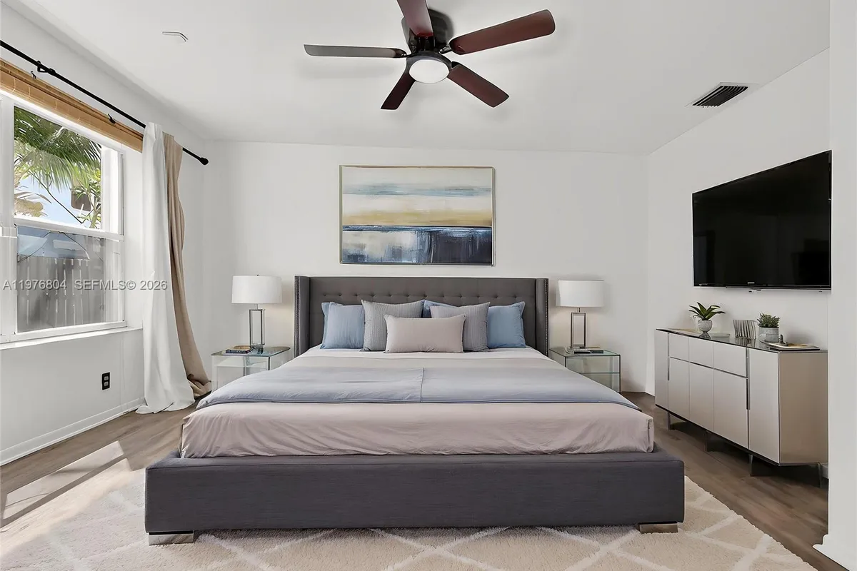 336 S Ketch Dr, Sunrise FL 33326