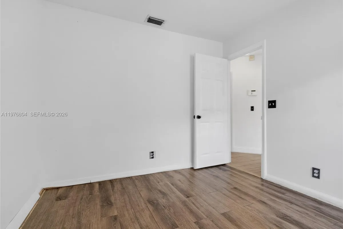 336 S Ketch Dr, Sunrise FL 33326